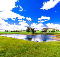 Hillview Farmstay - Newcastle Accommodation