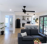 Hinterland Boutique Cottages-Fig Tree Cottage - Newcastle Accommodation