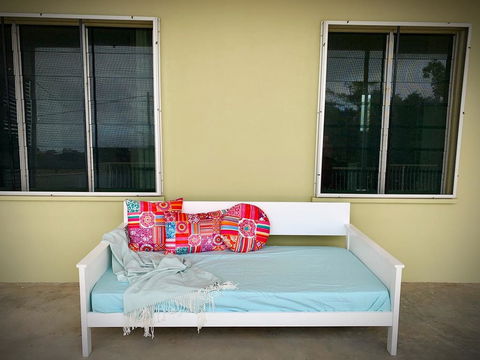 Holiday Rental - Huge House With Beach Views - Newcastle Accommodation 1