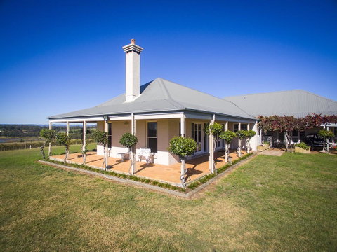 Holman Estate - Newcastle Accommodation 3