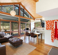 Japanese Tea House - Newcastle Accommodation