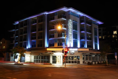 Jephson Hotel & Apartments - Newcastle Accommodation 0