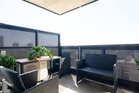 JUDD Your Stylish Richmond Abode Awaits You - Newcastle Accommodation 1