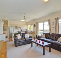 Just 4 Fun - Newcastle Accommodation