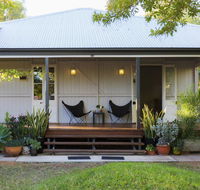 Kenilworth Cottage Barcaldine - Newcastle Accommodation
