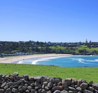 Kiama Beach Cottage at Easts Beach - Newcastle Accommodation