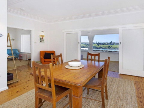 Kiama Beach Cottage At Easts Beach - Newcastle Accommodation 3