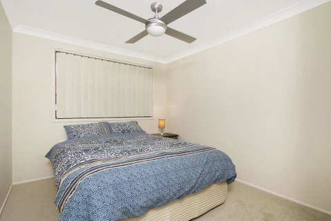 KINGSCLIFF HOLIDAY HOME ON THE HILL - SYD'S VIEW - Newcastle Accommodation 2