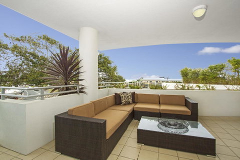 KINGSCLIFF OCEAN VIEW TERRACE BY THE FIGTREE 5 - Newcastle Accommodation 1