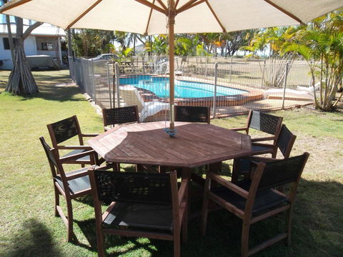 Kinka Palms Beachfront Apartments / Motel - Newcastle Accommodation 2