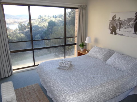 Kirwan Apartments 9 - Newcastle Accommodation 3