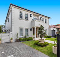 La Maison 1789 Boutique Guest Apartment - Newcastle Accommodation