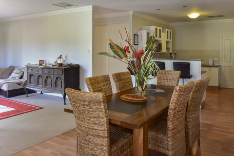 Lake Tyrrell Accommodation LTA - Newcastle Accommodation 1