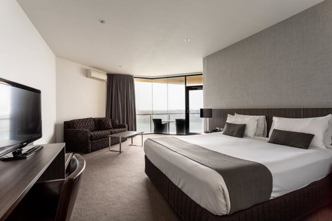 Lakes Hotel - Newcastle Accommodation 1