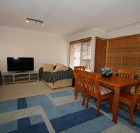 Lakeside 3/37 Cobbon Crescent - Newcastle Accommodation