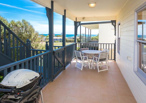 Lavender Hills - 12 Bennett Street - Newcastle Accommodation 2