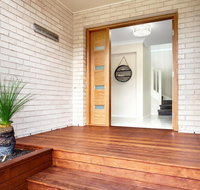Laze  Lemon Tree - Newcastle Accommodation