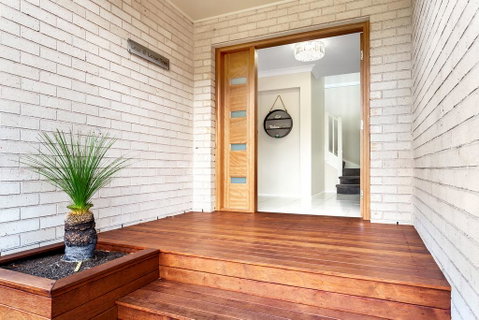 Laze @ Lemon Tree - Newcastle Accommodation 0