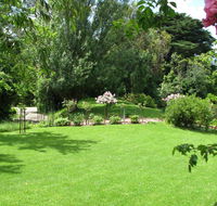 Leafield Cottages - New Castle Tourism