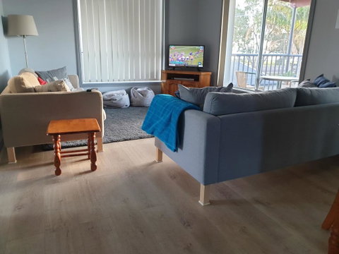 Lemon Tree Waterfront Apartments - Newcastle Accommodation 3