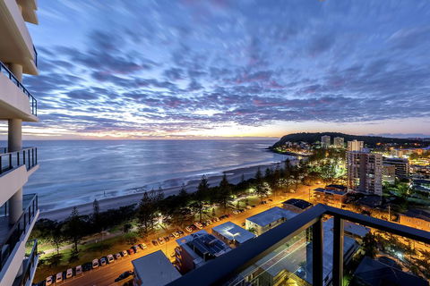 Luxury Beachfront Sky Home Exceptional Ocean Views - Newcastle Accommodation 0