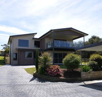 Luxury Near Old Pier Beach - Newcastle Accommodation