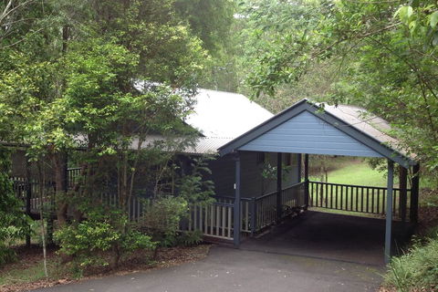 Maleny Country Cottages - Newcastle Accommodation 2