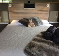 Maleny Luxury Cottages - Newcastle Accommodation