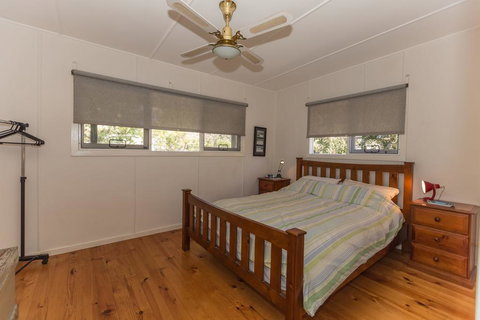 Malibu Drive 127 Bawley Point - Newcastle Accommodation 2