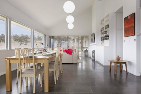 Manna Tree Farm -modern Home With Majestic Views In Stunning Countryside - Newcastle Accommodation 2