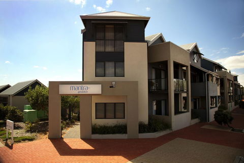 Mantra Geraldton - New Castle Tourism 0