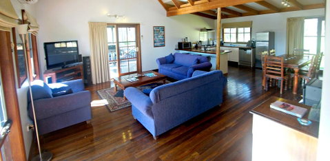 Manzanilla Ridge - Newcastle Accommodation 1