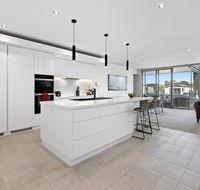 MARINA VIEW - Newcastle Accommodation