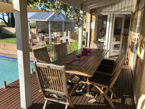 Marrowbone Vineyard Estate - One Of The Hunters Finest Estates - Newcastle Accommodation 3