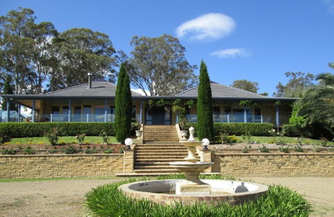 Marrowbone Vineyard Estate - One Of The Hunters Finest Estates - Newcastle Accommodation 1