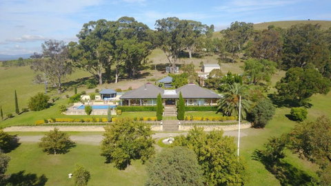 Marrowbone Vineyard Estate - One Of The Hunters Finest Estates - Newcastle Accommodation 2
