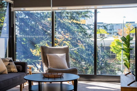 Midnight Apartments Accommodate Canberra - Newcastle Accommodation 0