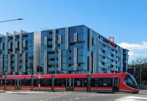Midnight@Braddon Modern Executive Apt, Pool, Sauna, Secure Parking, Wine - Newcastle Accommodation 3