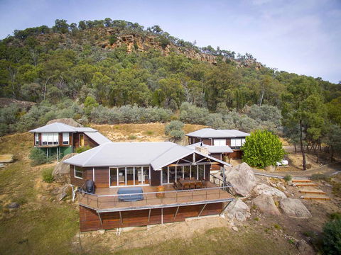 Milbrodale Lodge - New Castle Tourism 2