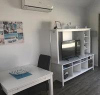 Mindarie Beach Studio - Newcastle Accommodation