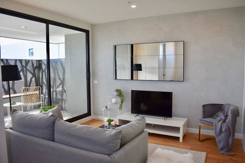 Modern And Elegant Apartment Near The Beach - New Castle Tourism 0