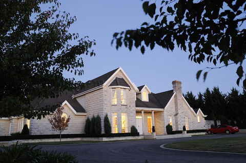 Montfort Manor - Newcastle Accommodation 2