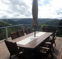 Montville Holiday House - Newcastle Accommodation