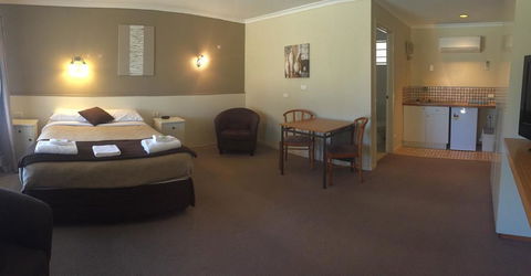 Motel Wingrove - Newcastle Accommodation 0