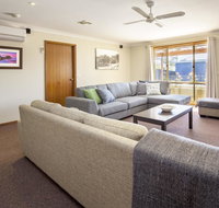 Mountain Lodge - Newcastle Accommodation