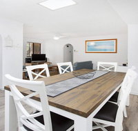 My Coastal Getaway - cafes beaches rainforest - Newcastle Accommodation