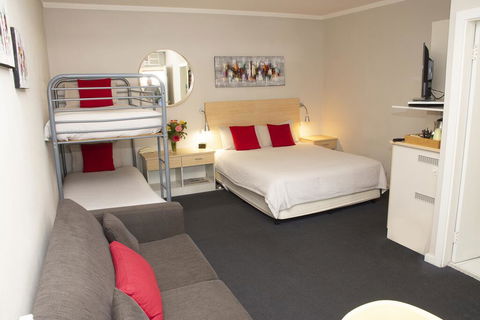 Nebula Motel - Newcastle Accommodation 2