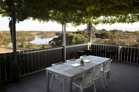 Nelson Victoria Luxury Holiday Accommodation - Newcastle Accommodation 2