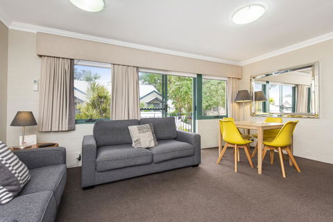 Subiaco Village 20 - New Castle Tourism 2