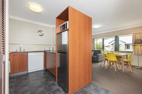 Subiaco Village 20 - New Castle Tourism 9